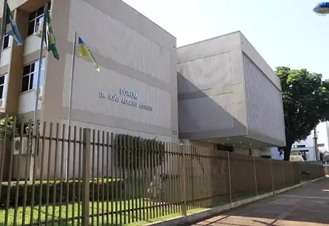 Réu por estupro se defende usando carta da vítima e revolta juiz