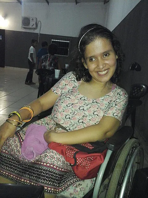 Infecção no intestino avança para corpo e garota morre aos 17 anos após 37 dias internada