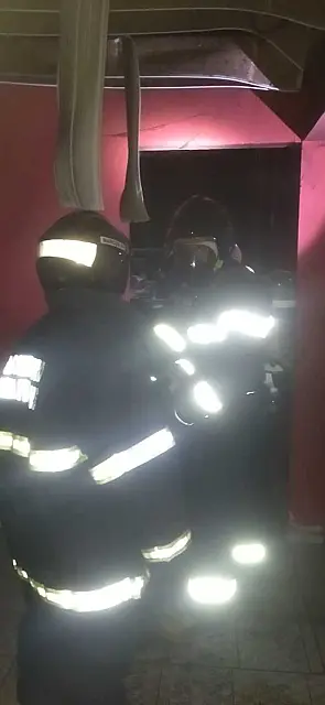Incêndio atinge residência no bairro Corumbella em Corumbá