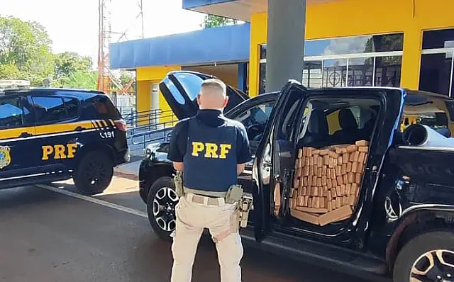 PRF apreende mais de 2,8 toneladas de maconha e recupera dois veículos na BR-267