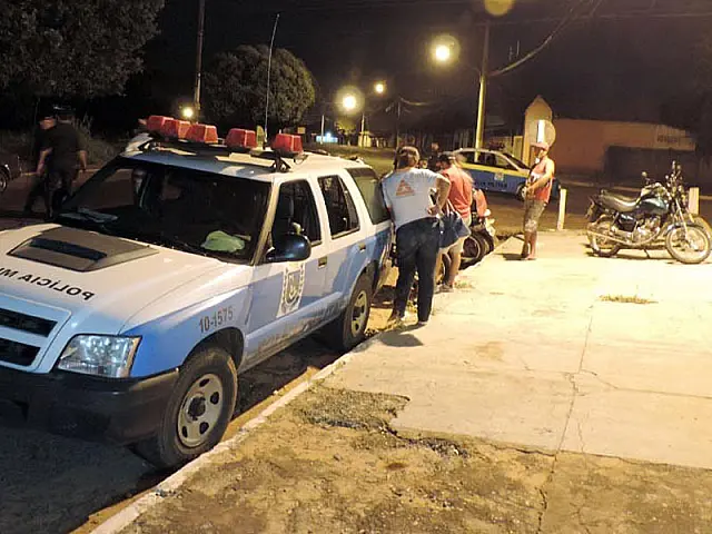 7º BPM realiza operação 'Blitz Noturna' e prende motociclista bêbado