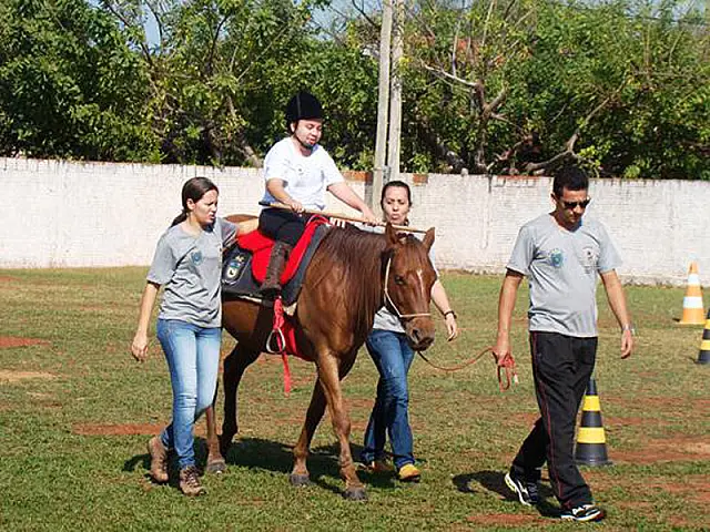 7º BPM e Associação Pestalozzi promovem evento educacional