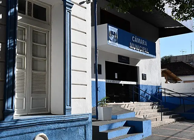 Câmara Municipal convoca candidatos para prova prática de intérprete de Libras