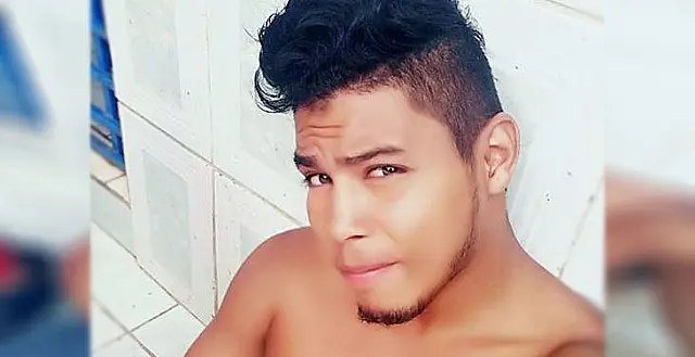 Rapaz que morreu afogado durante evento tinha ferimento na cabeça