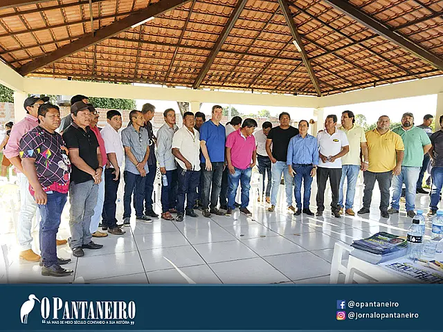 Em Aquidauana, Eduardo Riedel se reúne com prefeito e lideranças indígenas