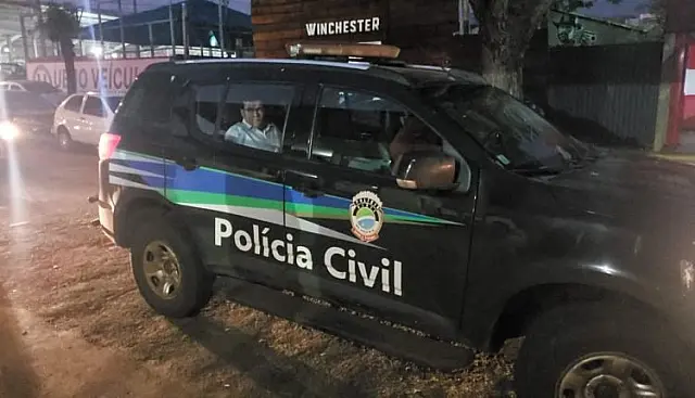 Em sessão de cassação, dois vereadores são presos pela polícia