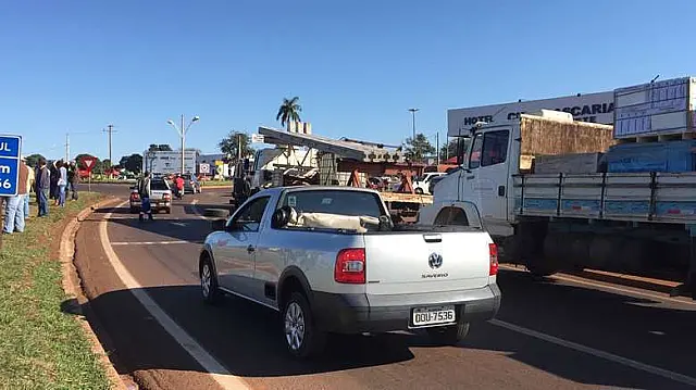 PRF afirma que 37 rodovias de Mato Grosso do Sul permanecem paralisadas pelas manifestações