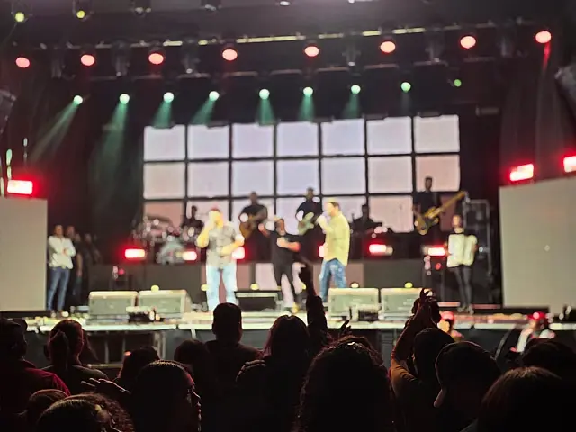 João Bosco e Vinícius levam grande público a show em Miranda