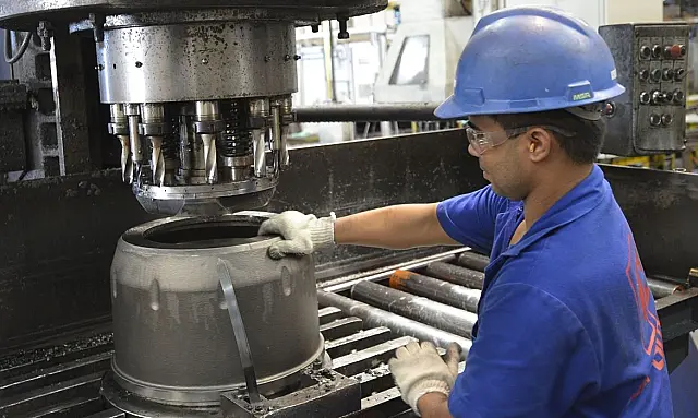 Vendas da indústria de máquinas sobem 15% no primeiro trimestre