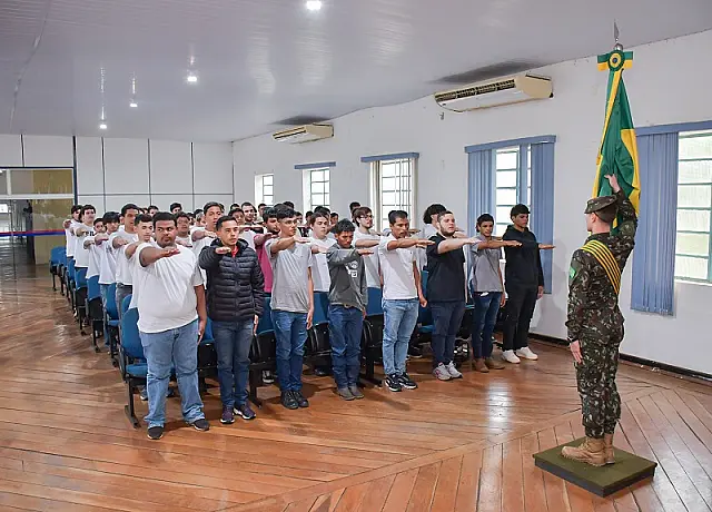9º BE Cmb promove cerimônia de Compromisso à Bandeira em Aquidauana