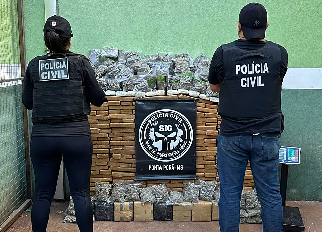 Armazém de maconha e skunk em fechado em Ponta Porã