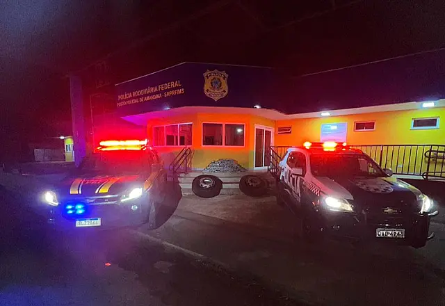 PRF e PM apreendem 111 kg de cocaína escondidos em caminhão em Ivinhema
