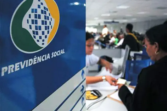 Servidora do INSS casou filho com tia-avó para fraudar Previdência