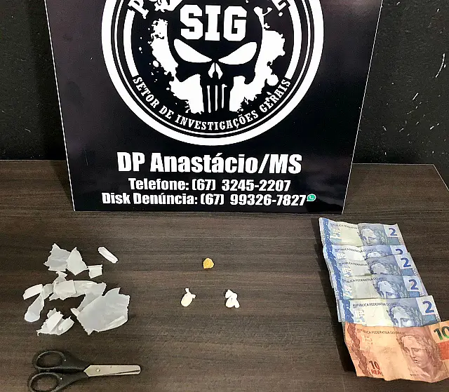 Polícia fecha boca de fumo e prende homem de 49 anos