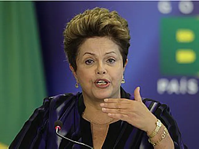 Dilma tem 41% das intenções de voto e venceria no 1º turno, diz Ibope