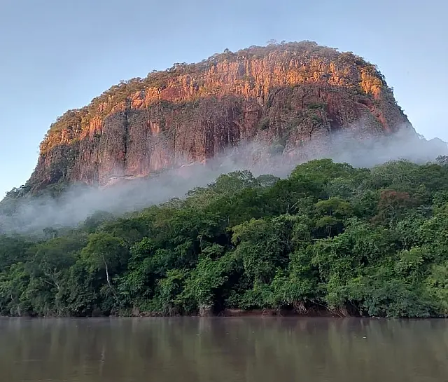 Quinta-feira amanhece com céu limpo e temperatura agradável em Aquidauana