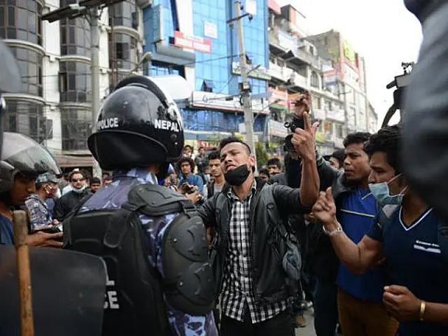 Terremoto no Nepal tem mais de 5 mil mortes confirmadas