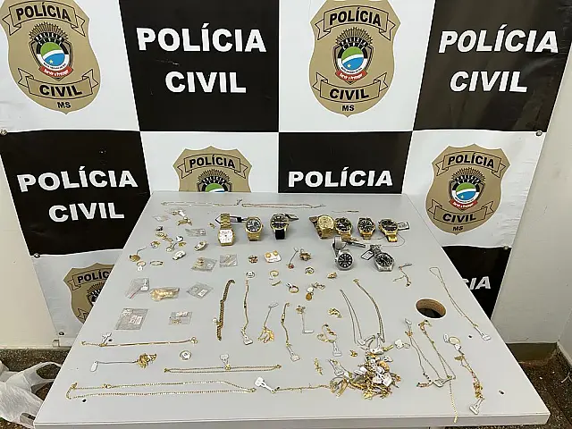 Polícia Civil prende dois suspeitos de roubarem relojoaria em Mundo Novo