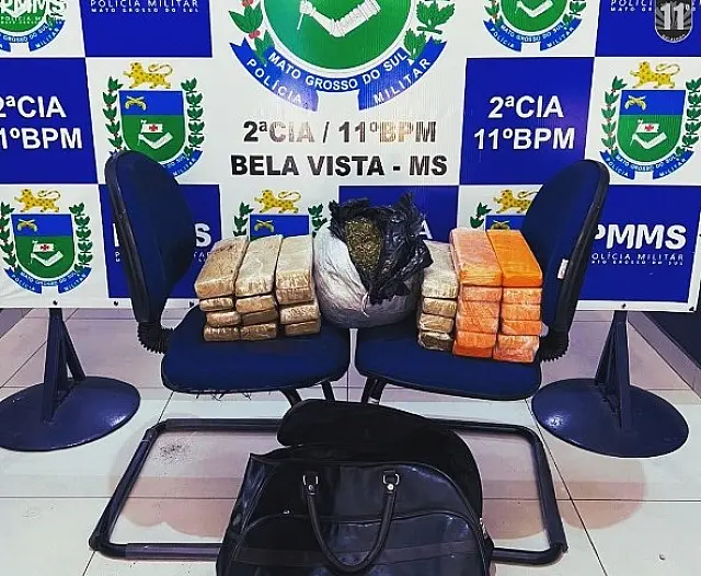 Jovem é preso com mochilas cheias de maconha e sementes da planta