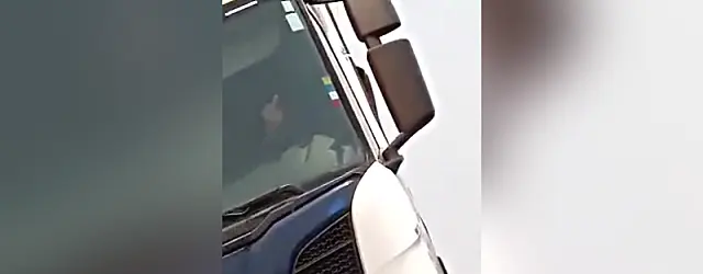 Família quase "engolida" por caminhão não é a única a reclamar sobre imprudência na BR-262