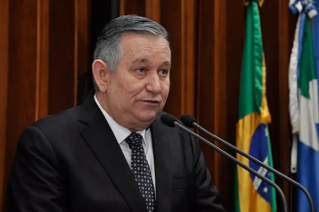Deputado Antonio Vaz pede equipamentos de proteção individual aos profissionais da saúde
