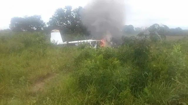 Avião cai em fazenda e mata piloto que viajava sozinho