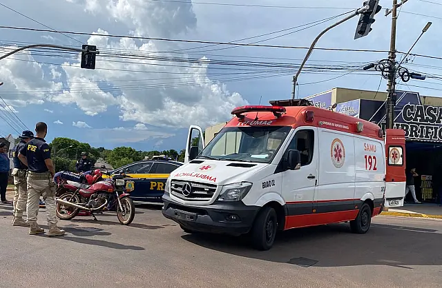 Acidente envolvendo carro e moto deixa motociclista ferido em Anastácio