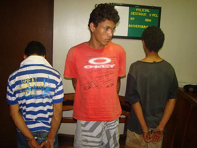 Criança de 10 anos é baleada durante assalto em Anastácio