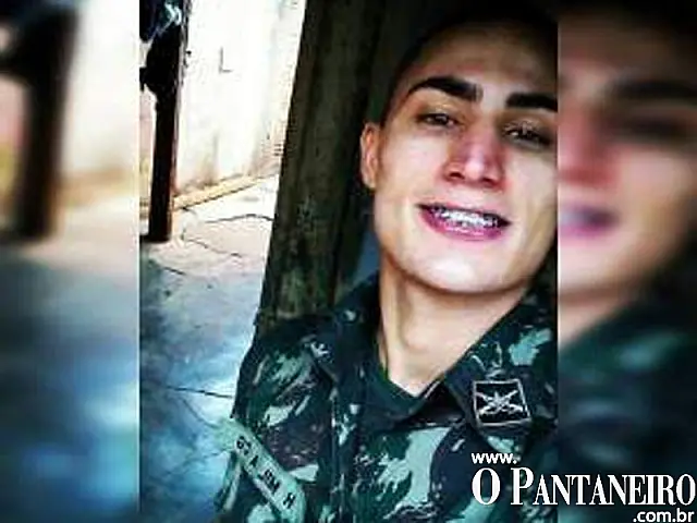 Soldado do Exército é morto a tiros ao reagir a assalto