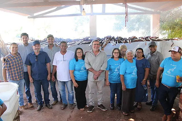 Prefeitura de Anastácio entrega ambulância no assentamento Monjolinho