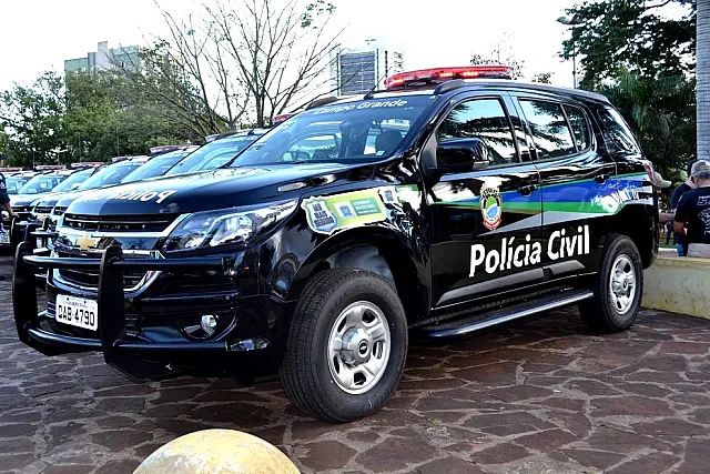 Dez presos que fugiram de delegacia são capturados em menos de 24 horas