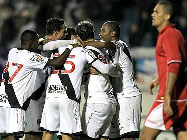 Vasco supera o Boa Esporte fora de casa e põe fim à sina de empates