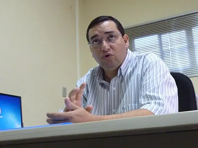 Frentistas de MS querem piso salarial de R$ 1.350,00