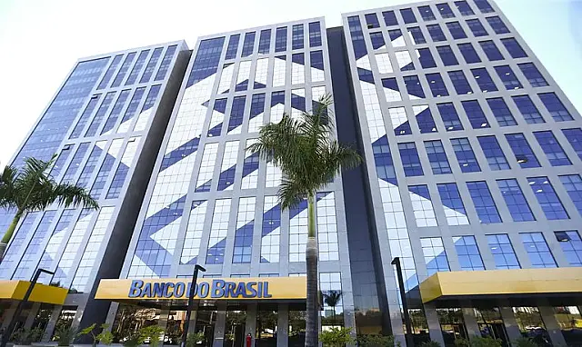 Bancos têm horários reduzidos de atendimento no final de ano