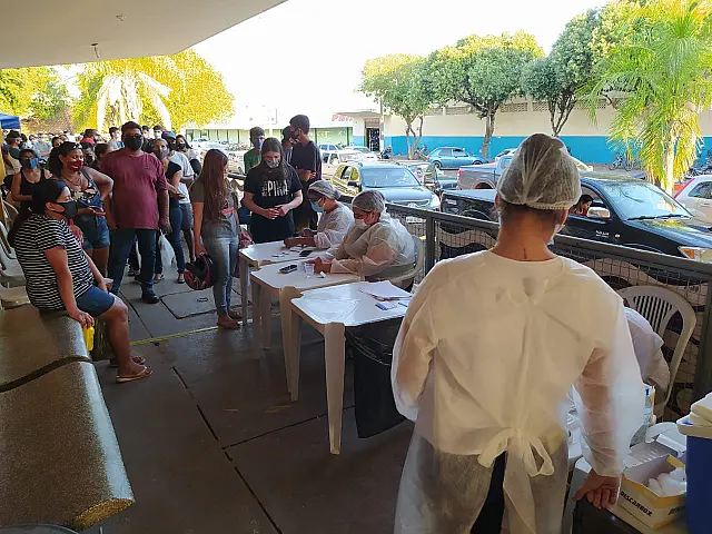 Aquidauanenses de 14 anos já podem ser vacinados