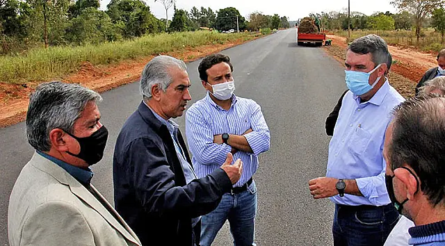 Riedel: 'Obras de pavimentação e recapeamento em Bela Vista valorizam o município'