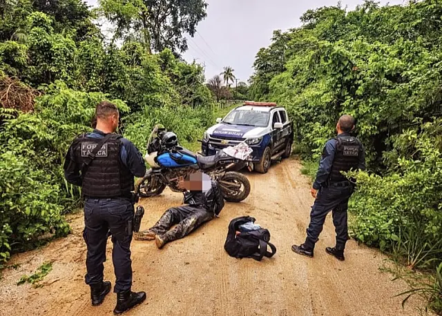 PM prende homem tentando levar Harley Davidson furtada para a Bolívia