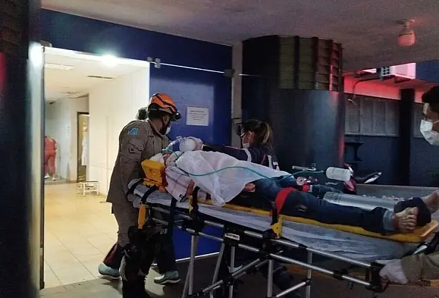 Ciclista é socorrido em estado grave após ser atingido por carro em Dourados