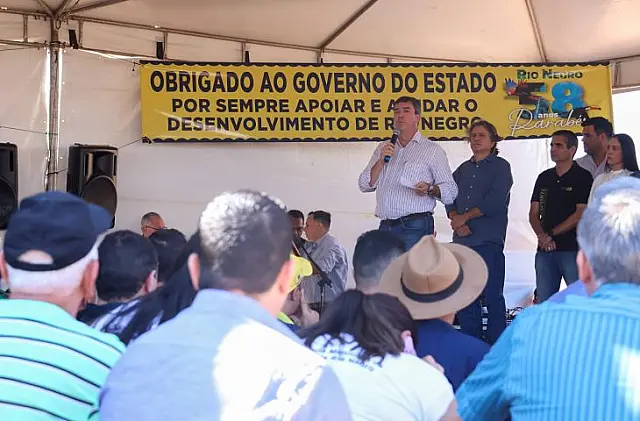 Governador autoriza obras e inaugura granja que amplia suinocultura em Rio Negro