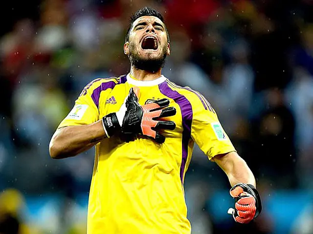 Sergio Romero repete Goycochea, Argentina supera Holanda nos pênaltis e vai à final