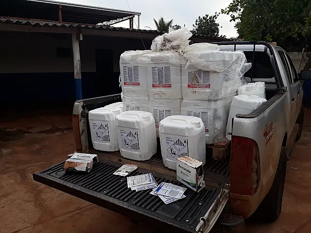 Homem preso e autuado por transporte ilegal de 780 litros de agrotóxicos