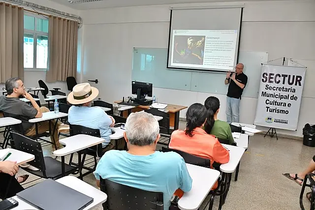 Oficina sobre empreendedorismo no turismo fortalece negócios em Aquidauana