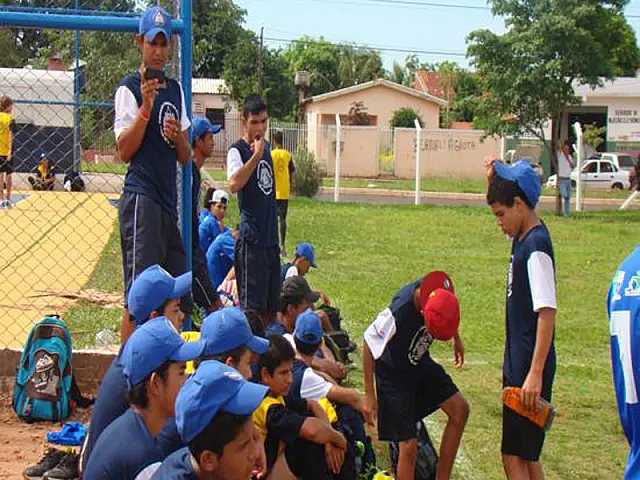 Alunos do projeto Bom de Bola Bom na Escola participam de evento em Campo Grande