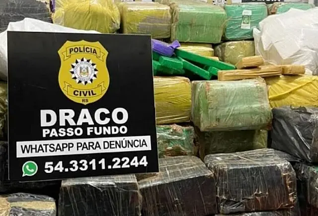 Motorista que saiu de MS com 1,4t de maconha é preso no Sul