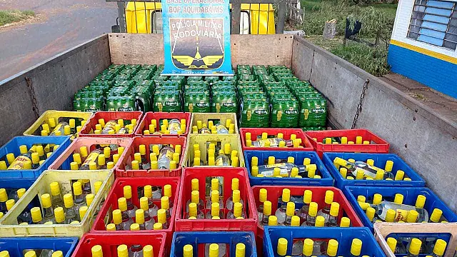 Polícia apreende mais de 3.400 garrafas de pinga e cerveja sem nota