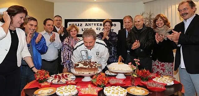 Lula festeja 67 anos com Dilma e ministros