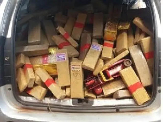 Quatro pessoas são presas com uma tonelada de maconha