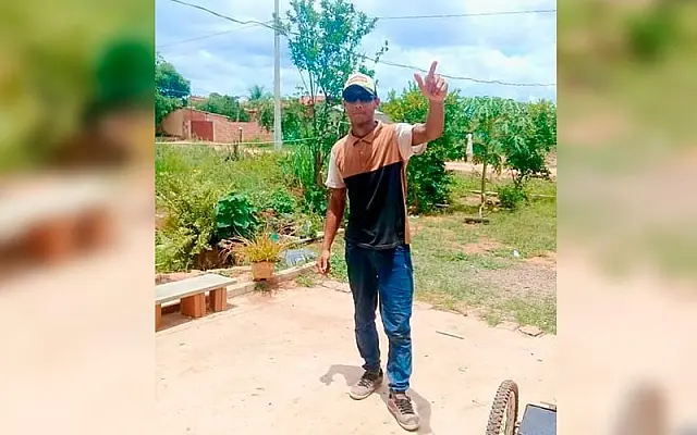 Mãe de jovem desaparecido após sair para procurar emprego disponibiliza canal para contato
