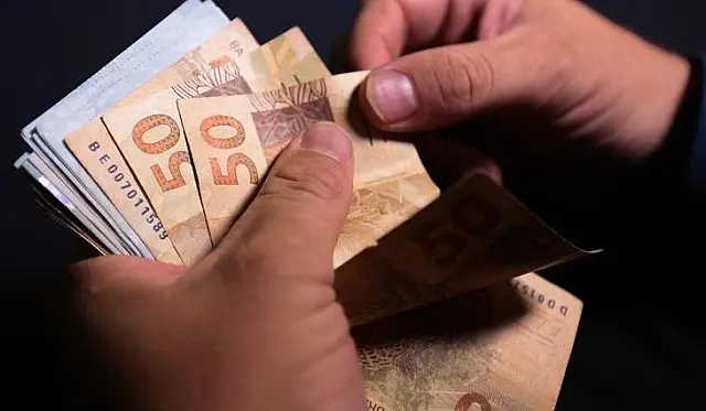 Governo paga salário dos servidores nesta sexta-feira