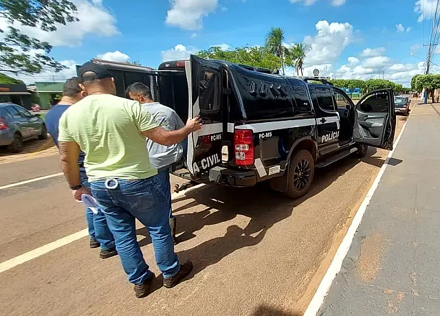 Após 4 anos, comerciante é preso em Dois Irmãos do Buriti por estuprar enteadas